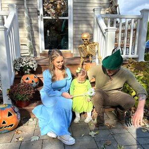 Peter Pan, Wendy & Tinker Bell Family Costume Set – 3 Outfits